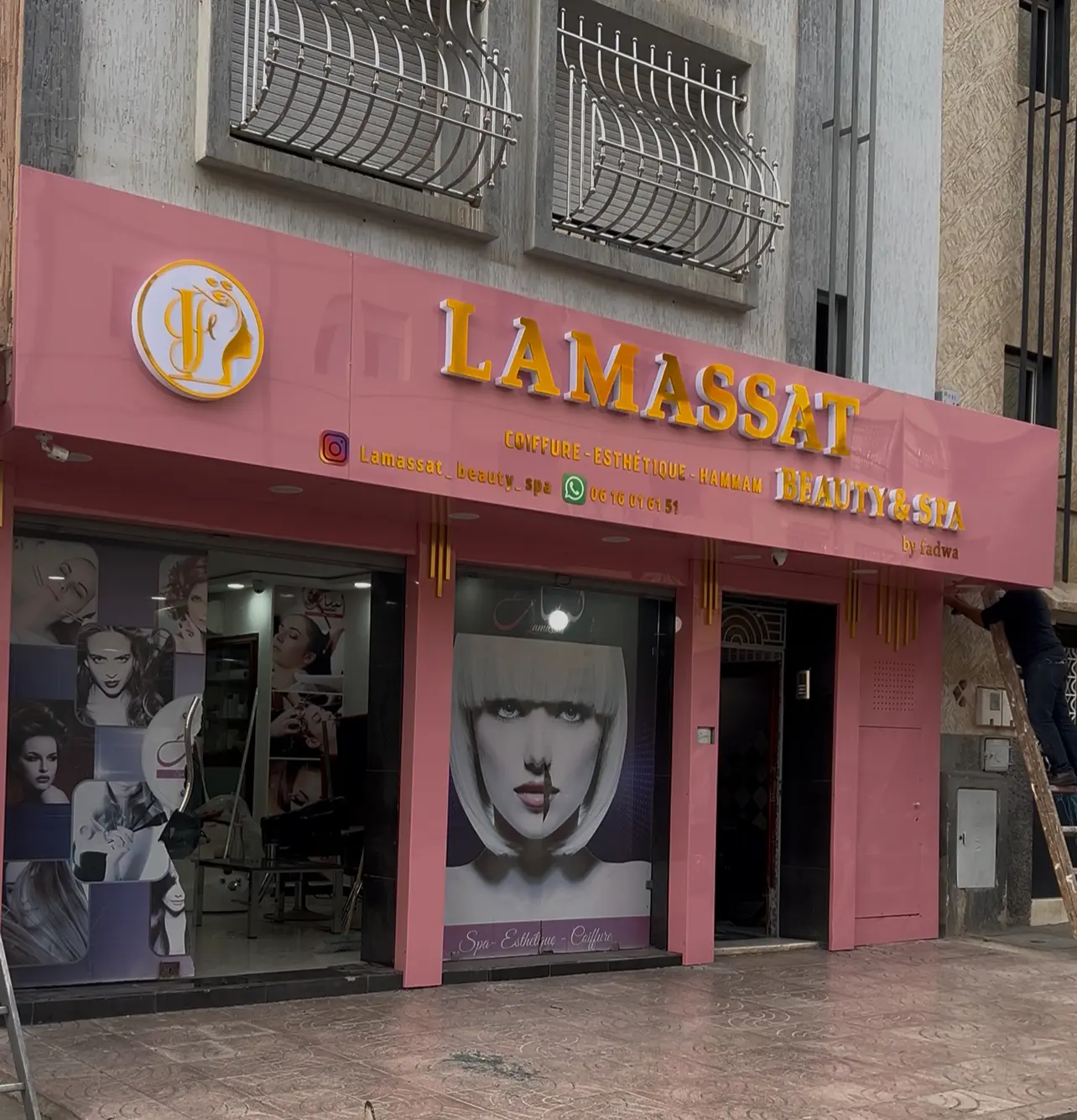 Réalisation Benik Pub — Habillage façade